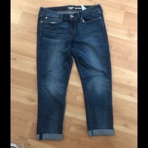 Women’s boyfriend jeans